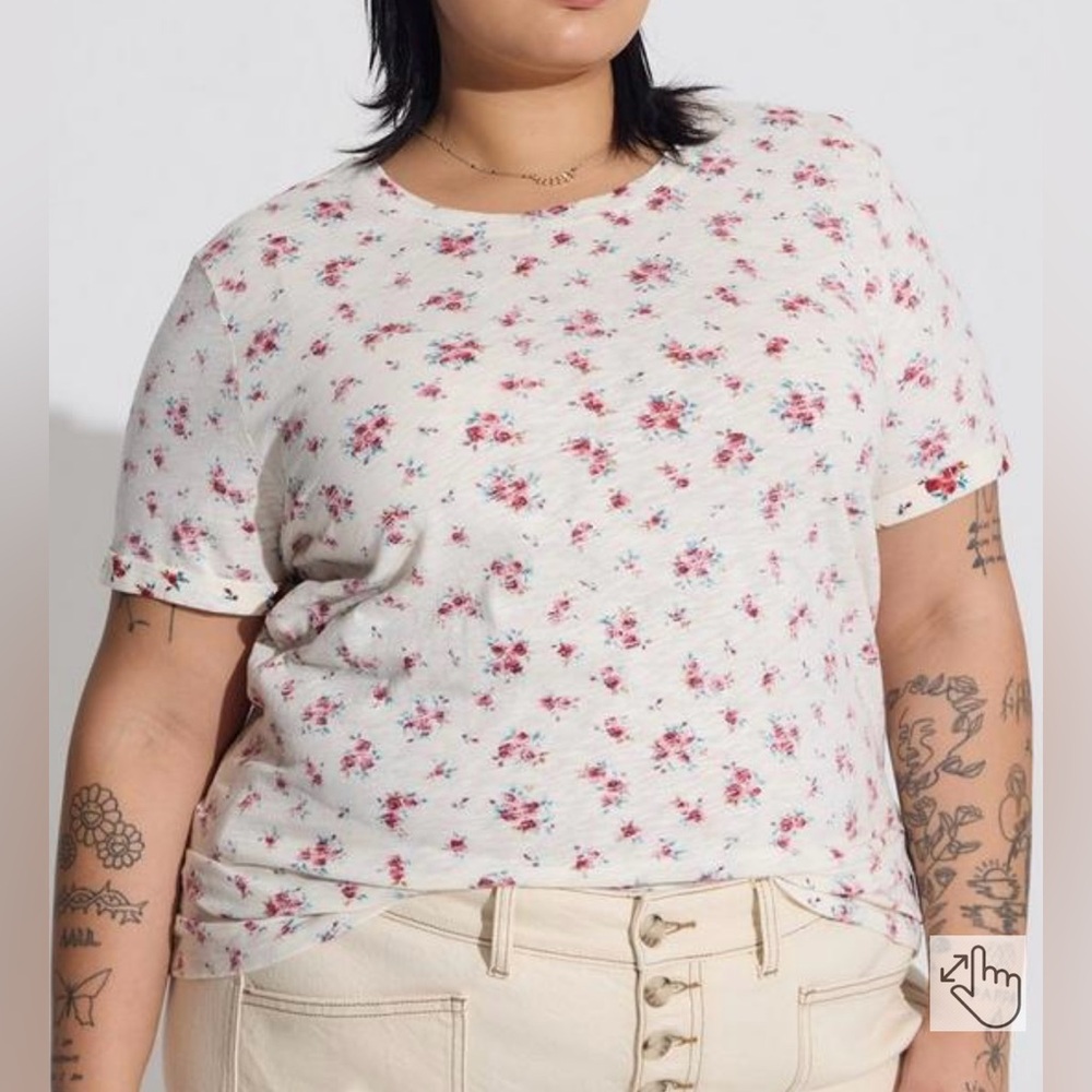Torrid, Size 1 & 2, Floral Print, Classic Fit Heritage Slub Roll Sleeve Tee NWT